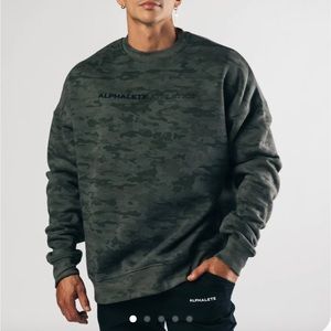 ALPHALETE CREWNECK SWEATER